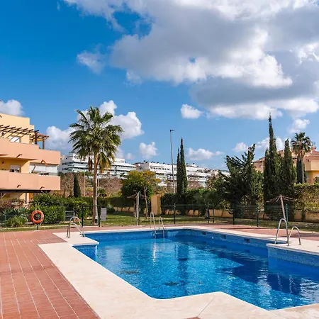 Prados Del Golf Apartment *